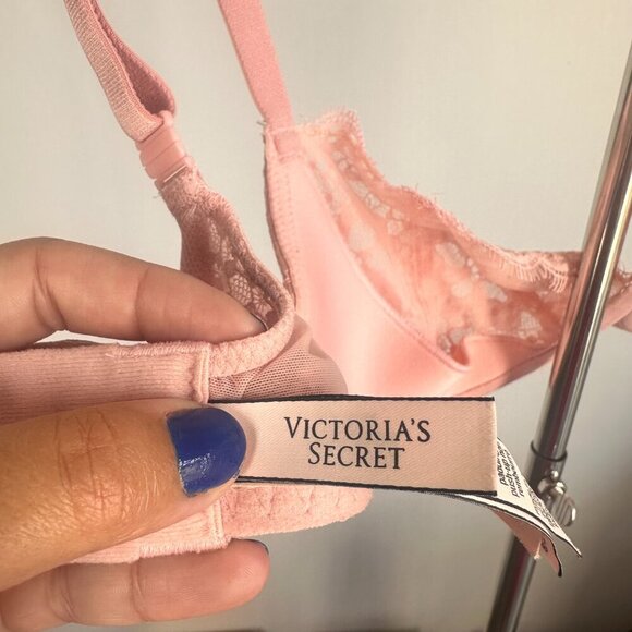 Victoria's Secret Dream Angels Push-Up Bra | Baby Pink 34D - Picture 9 of 10